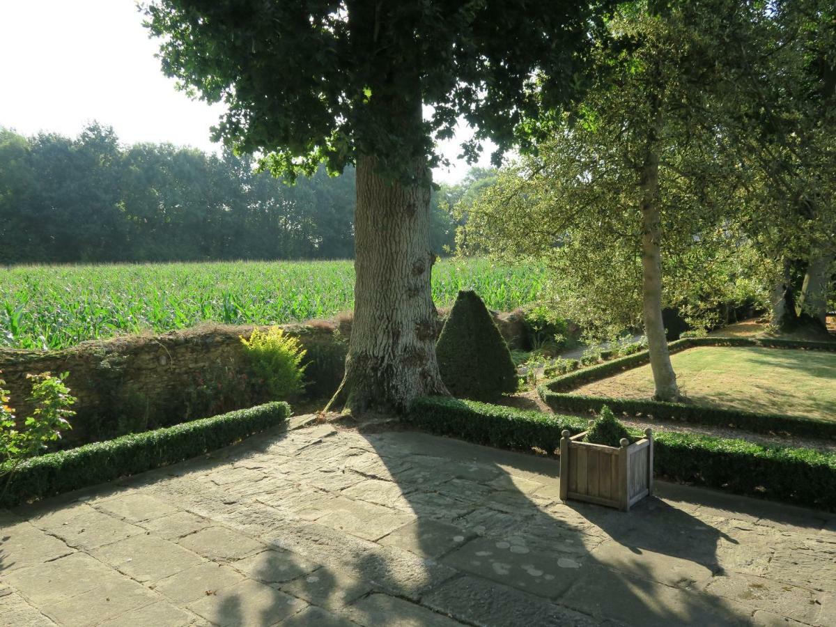 Le Manoir De La Bigotière Couette-café *